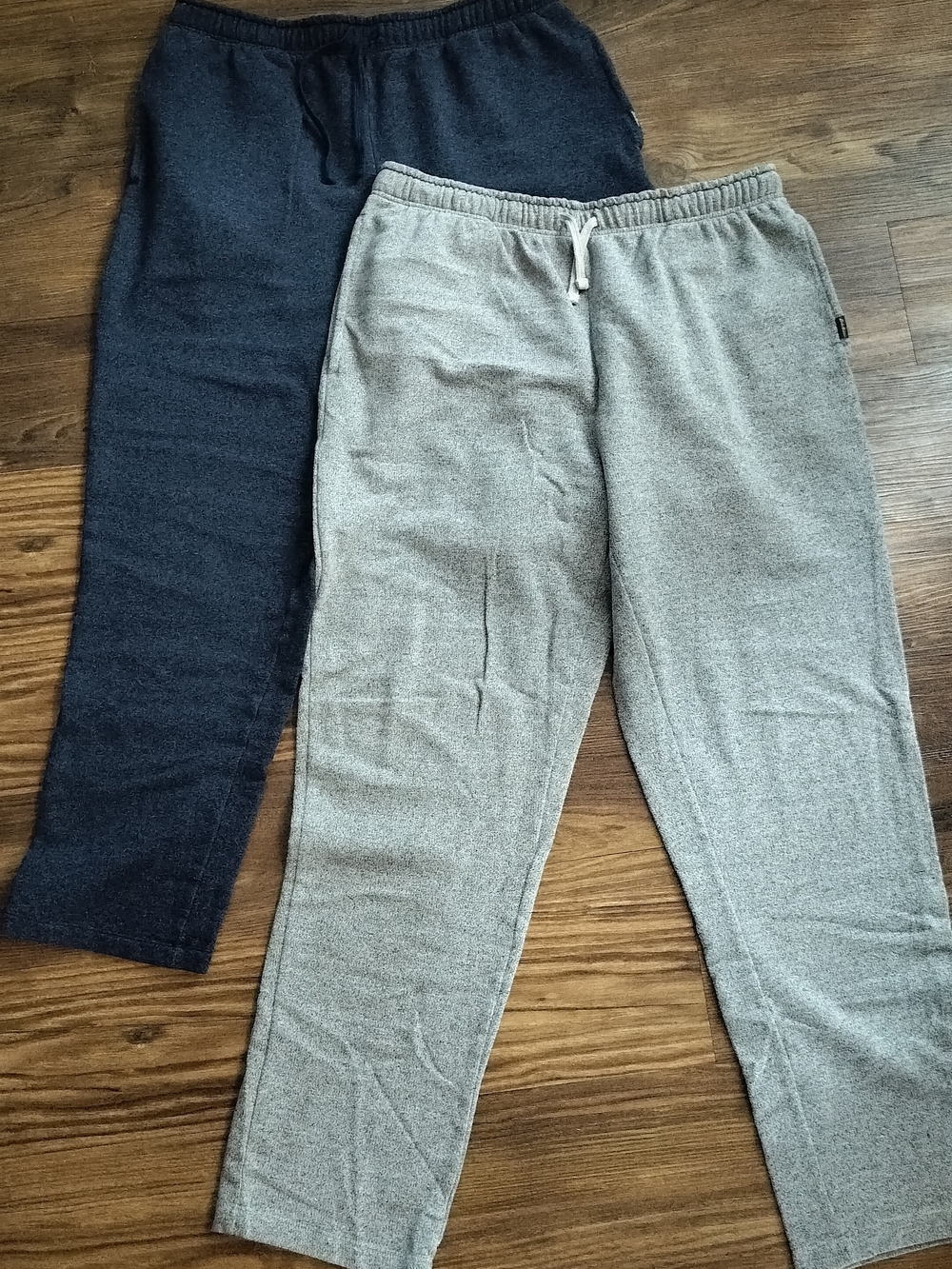 Eddie Bauer Dark Blue and Gray Men's Jogger Pants Set